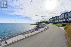 10 ESPLANADE Lane Unit# 215 Grimsby