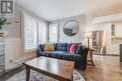 14 HUNTINGWOOD Avenue Unit# 1 Dundas