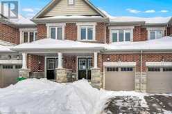 457 QUEEN MARY Drive Brampton