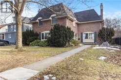 211 MERRITT Street Welland