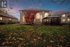 15 SILVER MAPLE Drive Ancaster