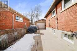 140 BURKHOLDER Drive Hamilton