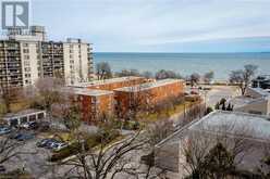 1347 LAKESHORE Road Unit# 37 Burlington