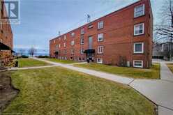 1347 LAKESHORE Road Unit# 37 Burlington