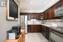 1135 MCCRANEY Street E Unit# 30 Oakville