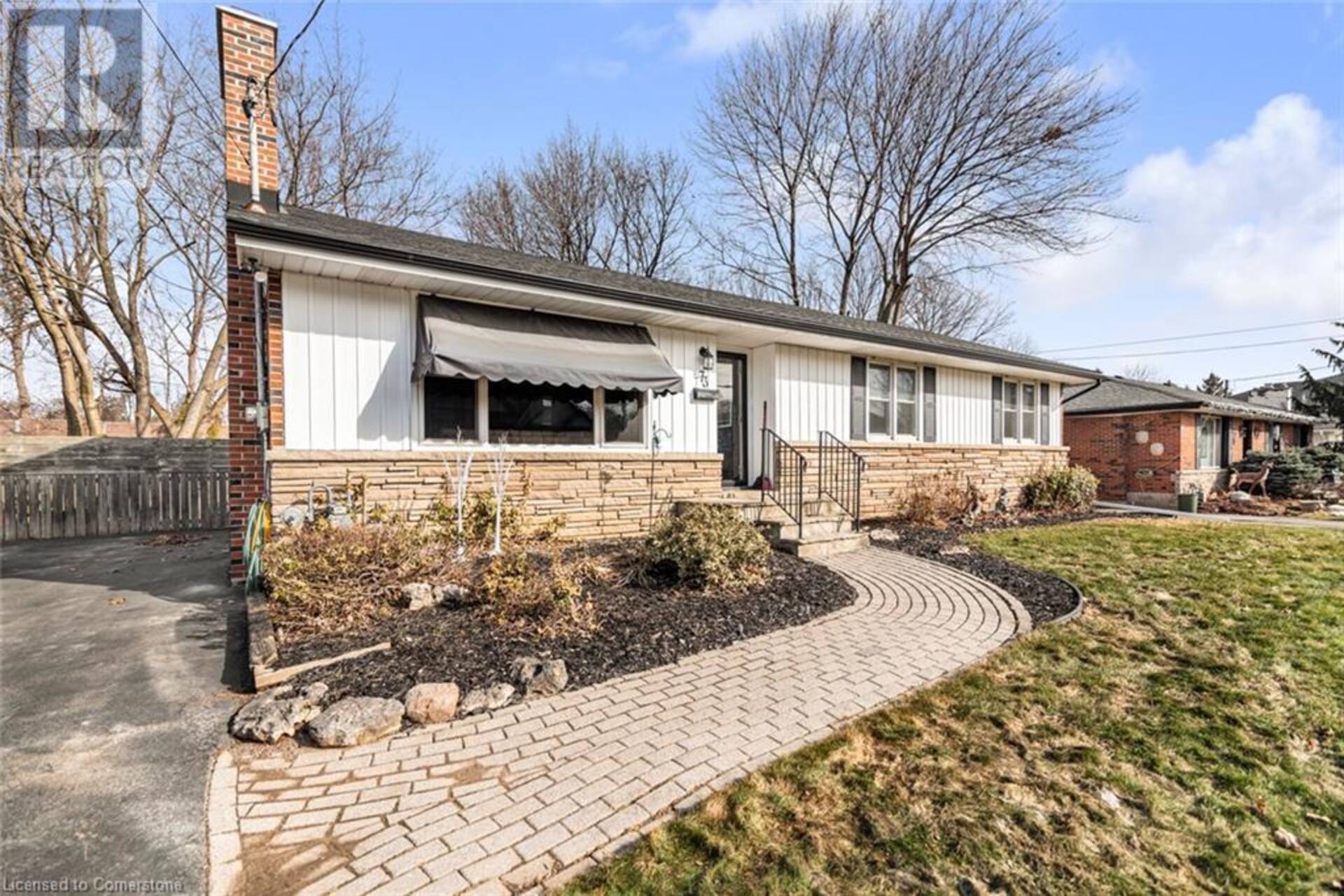 73 MILLER Drive Ancaster