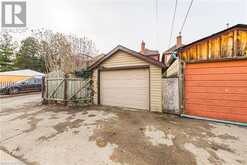 32 SHERMAN Avenue N Hamilton