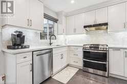 6525 WARBLER Lane Mississauga