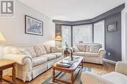 6525 WARBLER Lane Mississauga