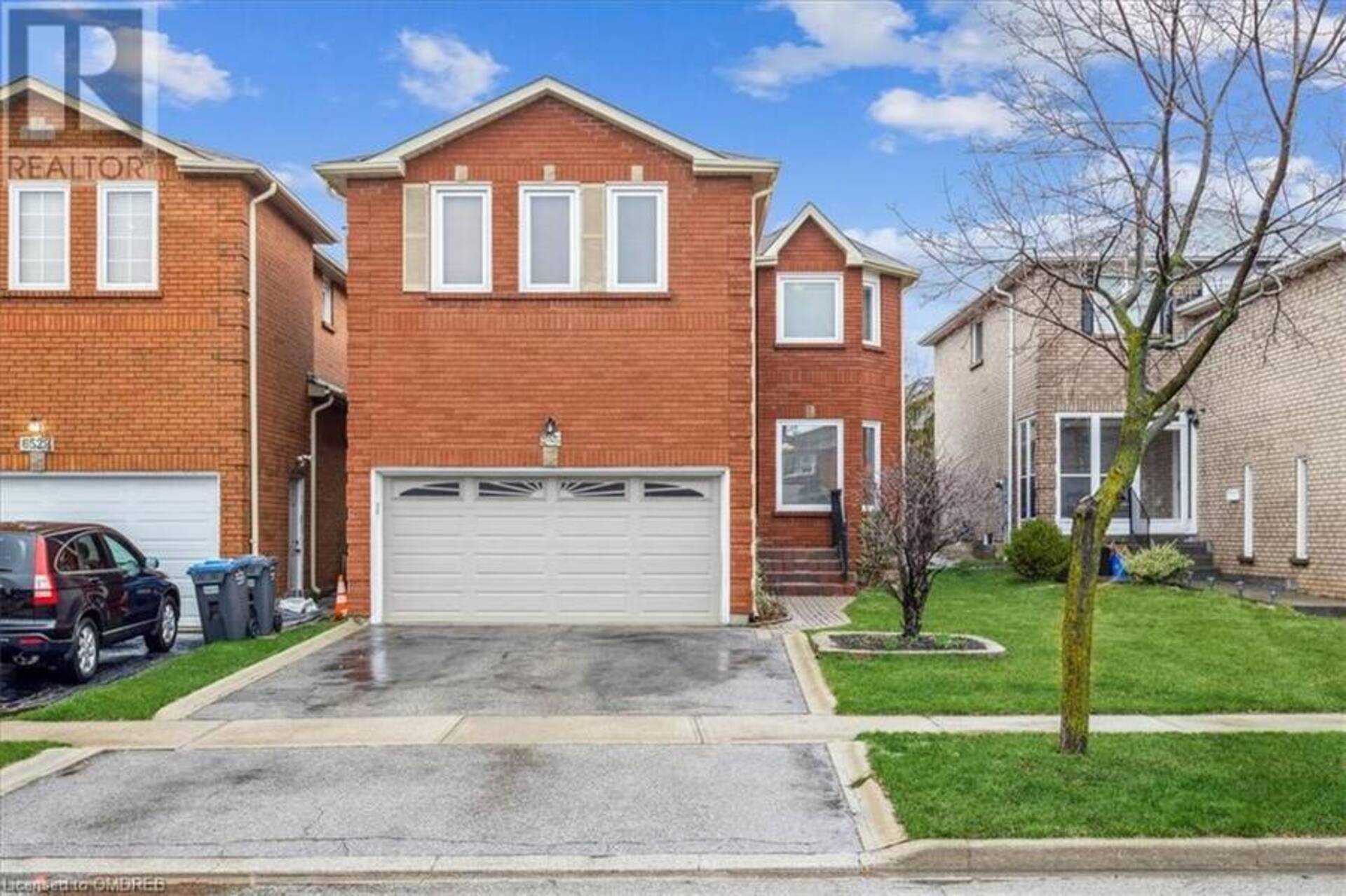 6525 WARBLER Lane Mississauga