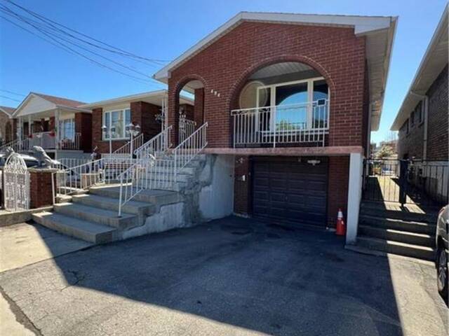 494 BARTON Street E Hamilton Ontario