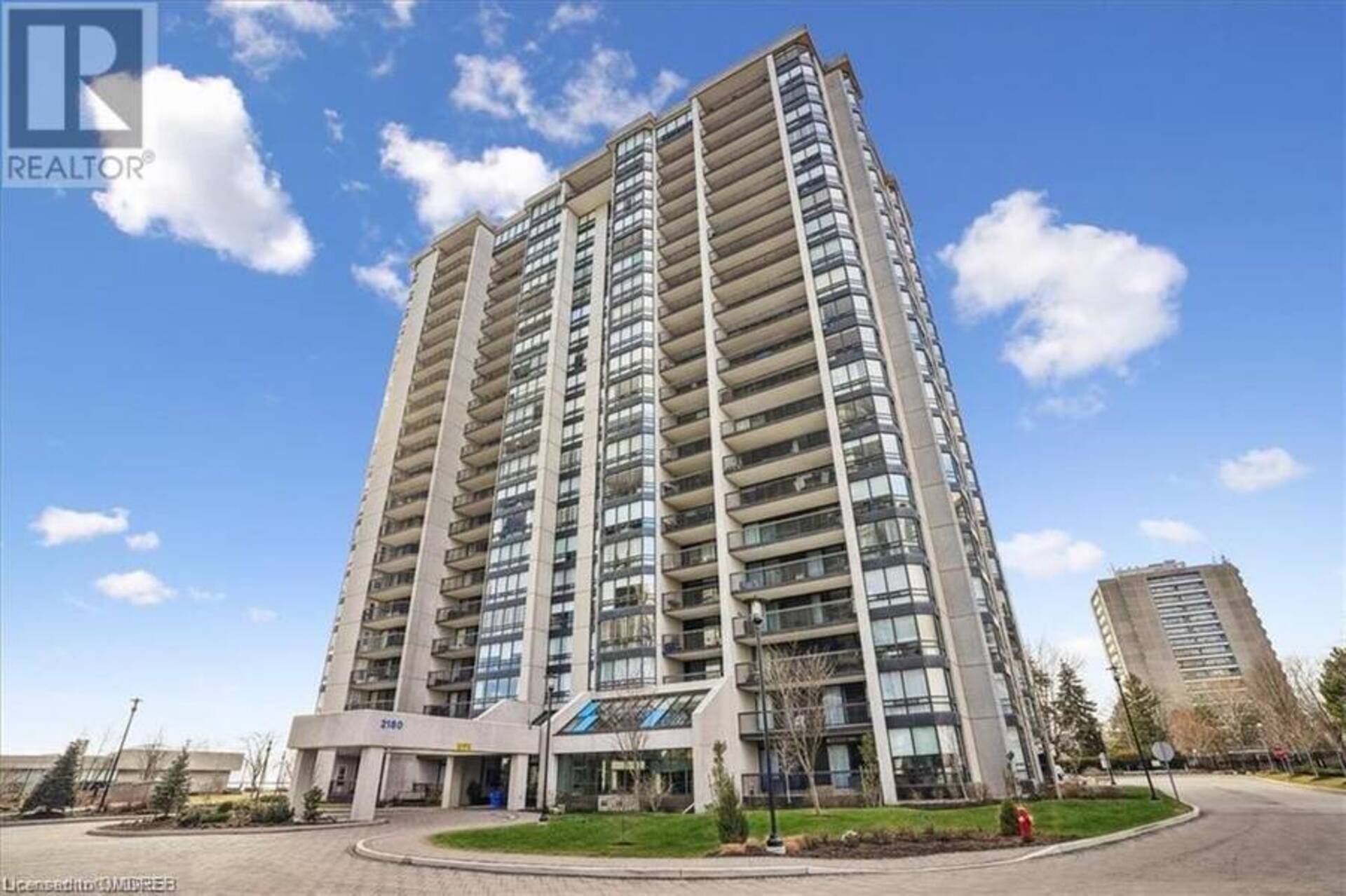 2180 MARINE Drive Unit# 1704 Oakville