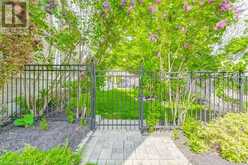 2388 STONE GLEN Crescent Oakville