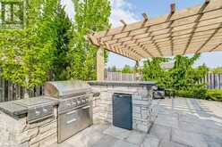 2388 STONE GLEN Crescent Oakville