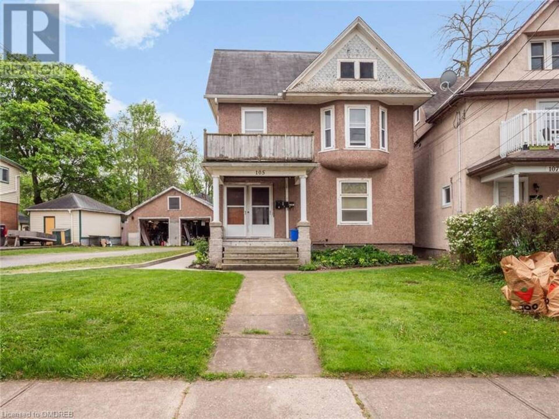 105 MAPLE Avenue Welland