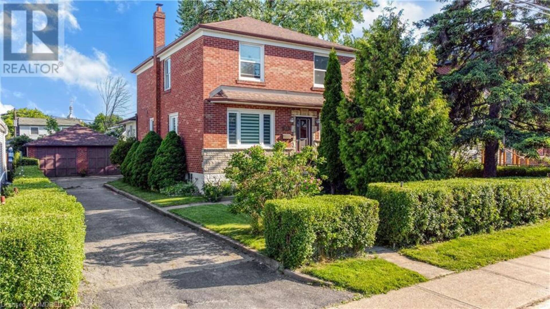 35 ELDER Avenue Etobicoke