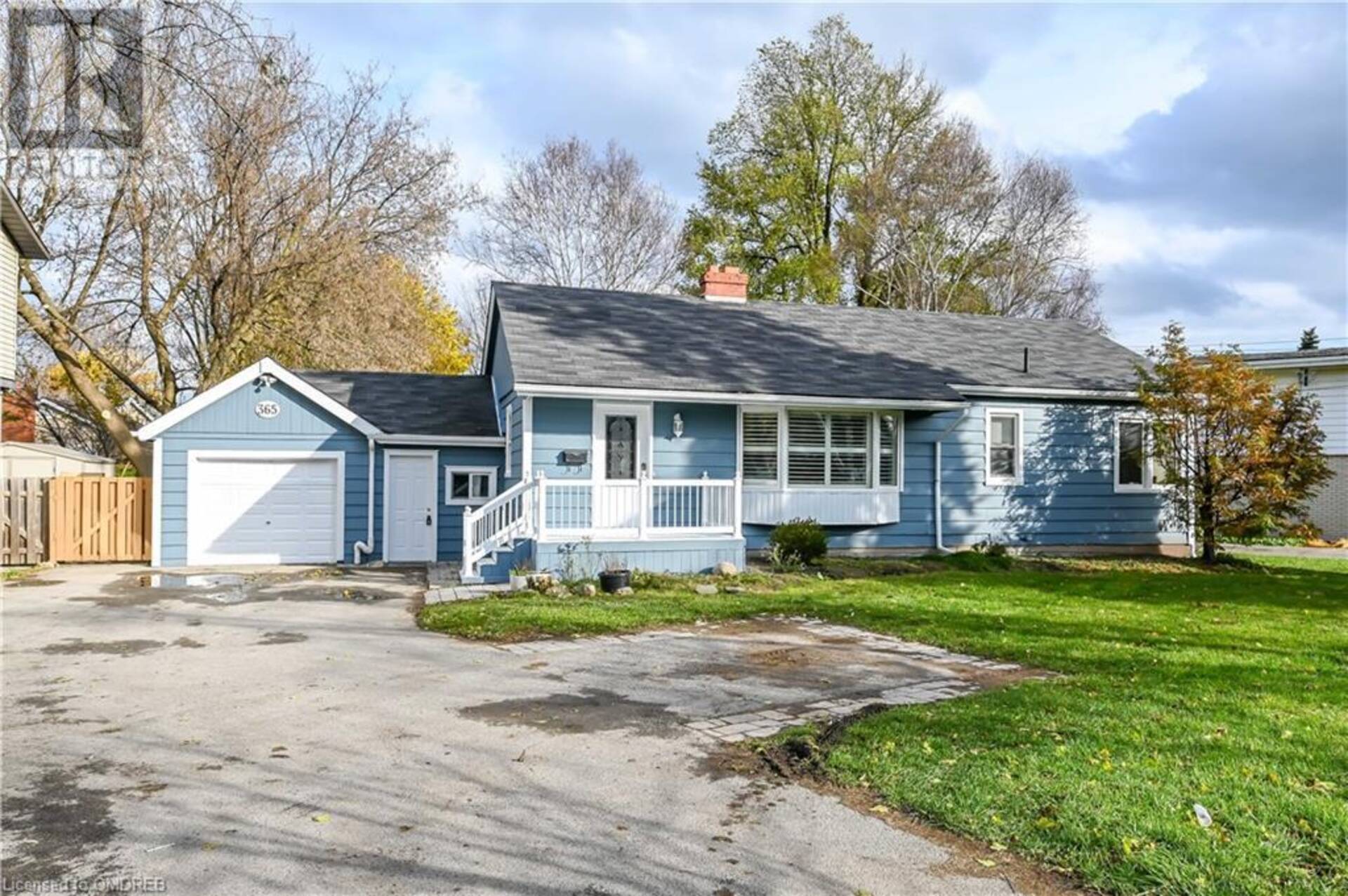 365 FIDDLERS GREEN Road Ancaster