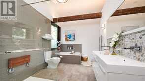 1207 STIRLING Drive Oakville