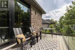 6 MORRISON PLACE Springwater