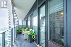 30 SHORE BREEZE Drive Unit# 2014 Toronto