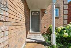 46 SYDENHAM WELLS Barrie