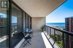 2180 MARINE Drive Unit# 1705 Oakville