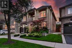 526 HIDDEN Trail Oakville