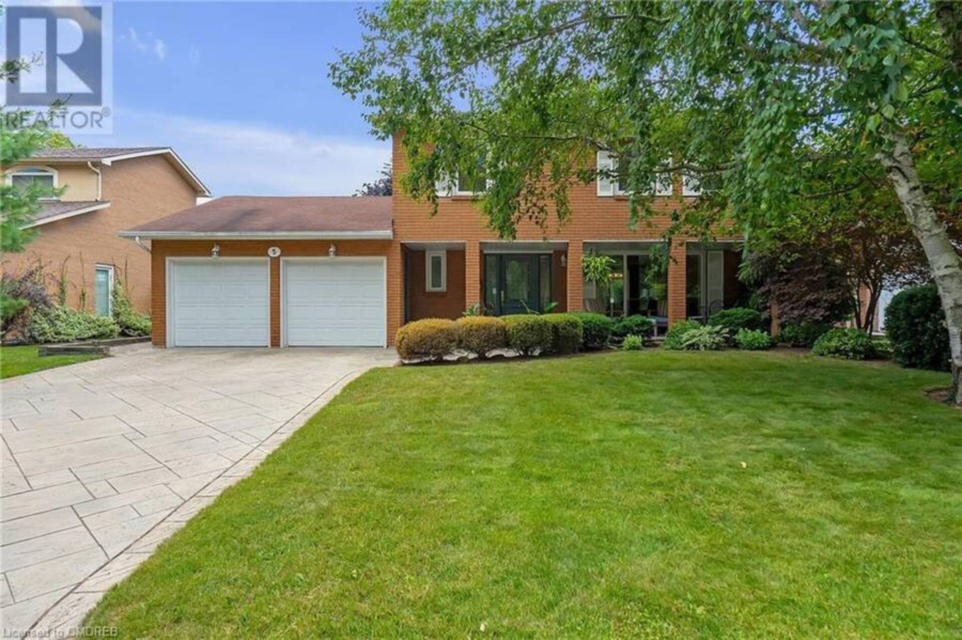 5 ARKENDO Drive Oakville