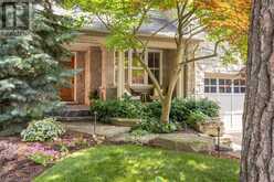 29 HOWARD Avenue Oakville