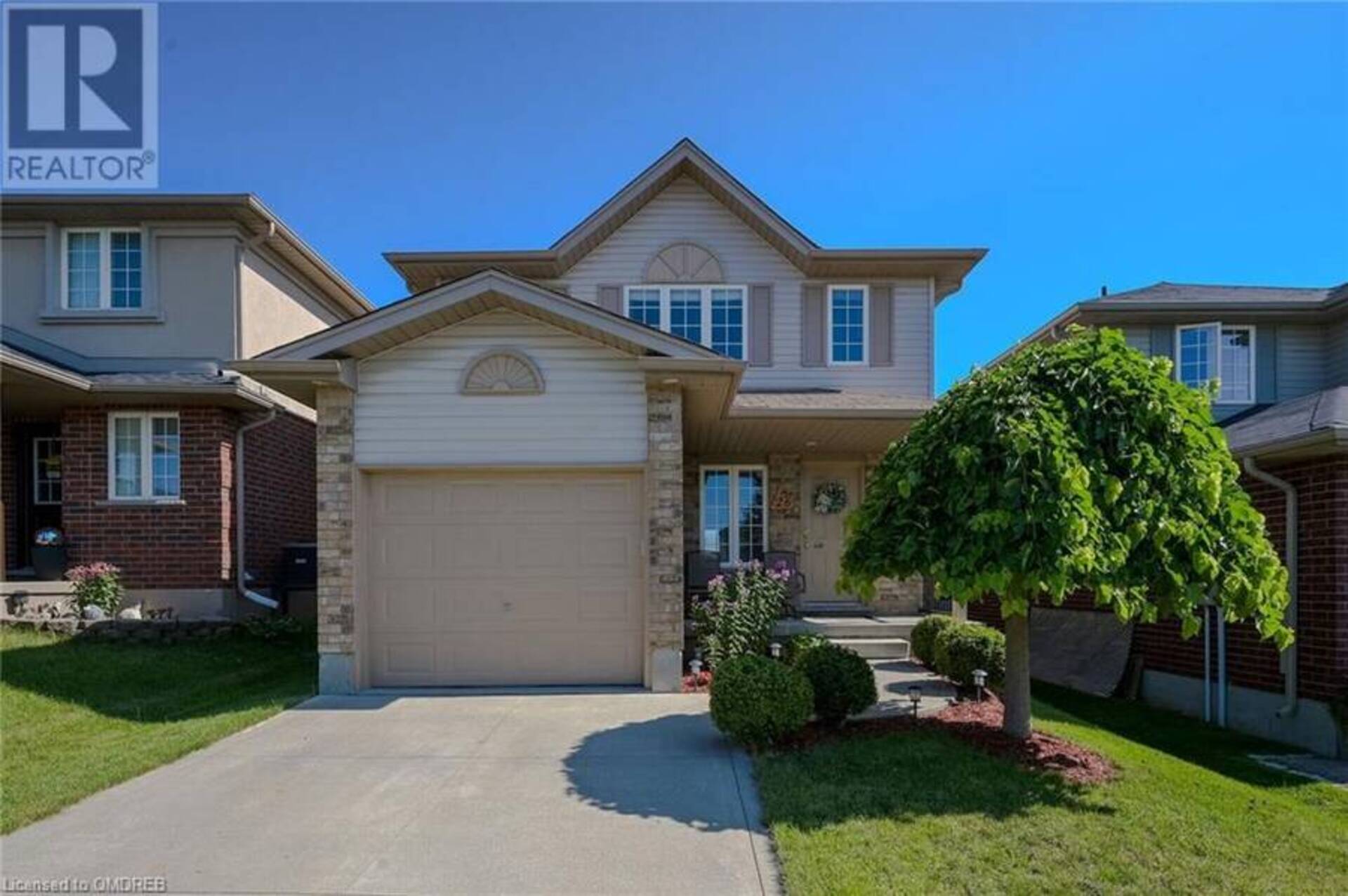 26 TEMPLEWOOD Drive Kitchener