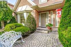 1301 MAPLERIDGE Crescent Oakville