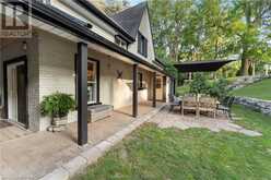 60A DUNDAS Street W Paris