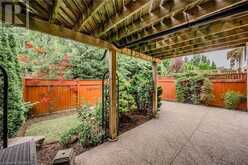 2946 SINGLETON Common Burlington