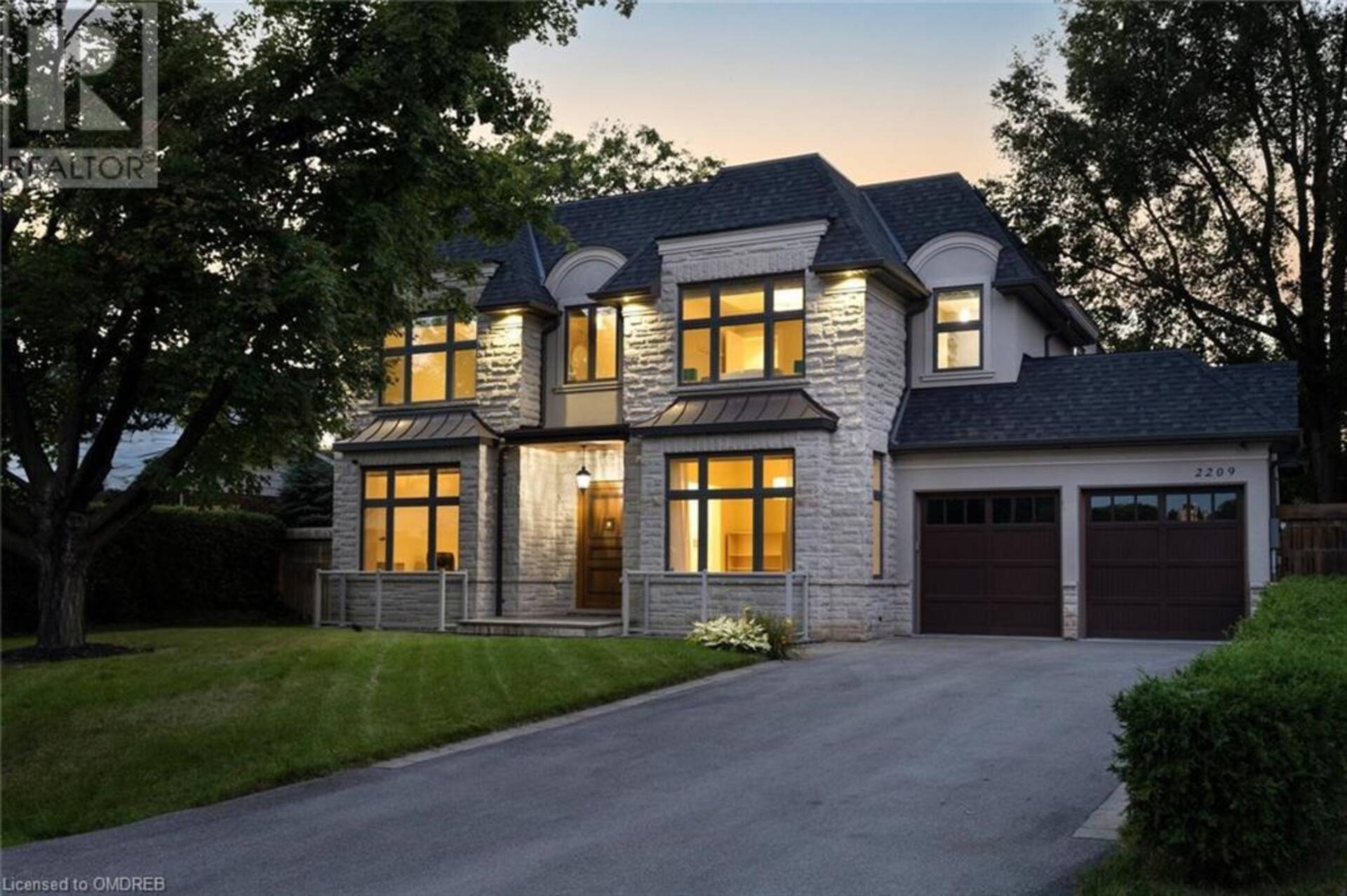 2209 SLOANE Drive Oakville