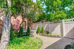 244 GLENASHTON Drive Oakville