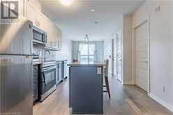 95 DUNDAS Street W Unit# 310 Oakville