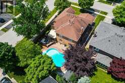 386 NORTHWOOD Drive Oakville