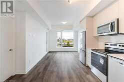 1440 CLARRIAGE Court Unit# 216 Milton