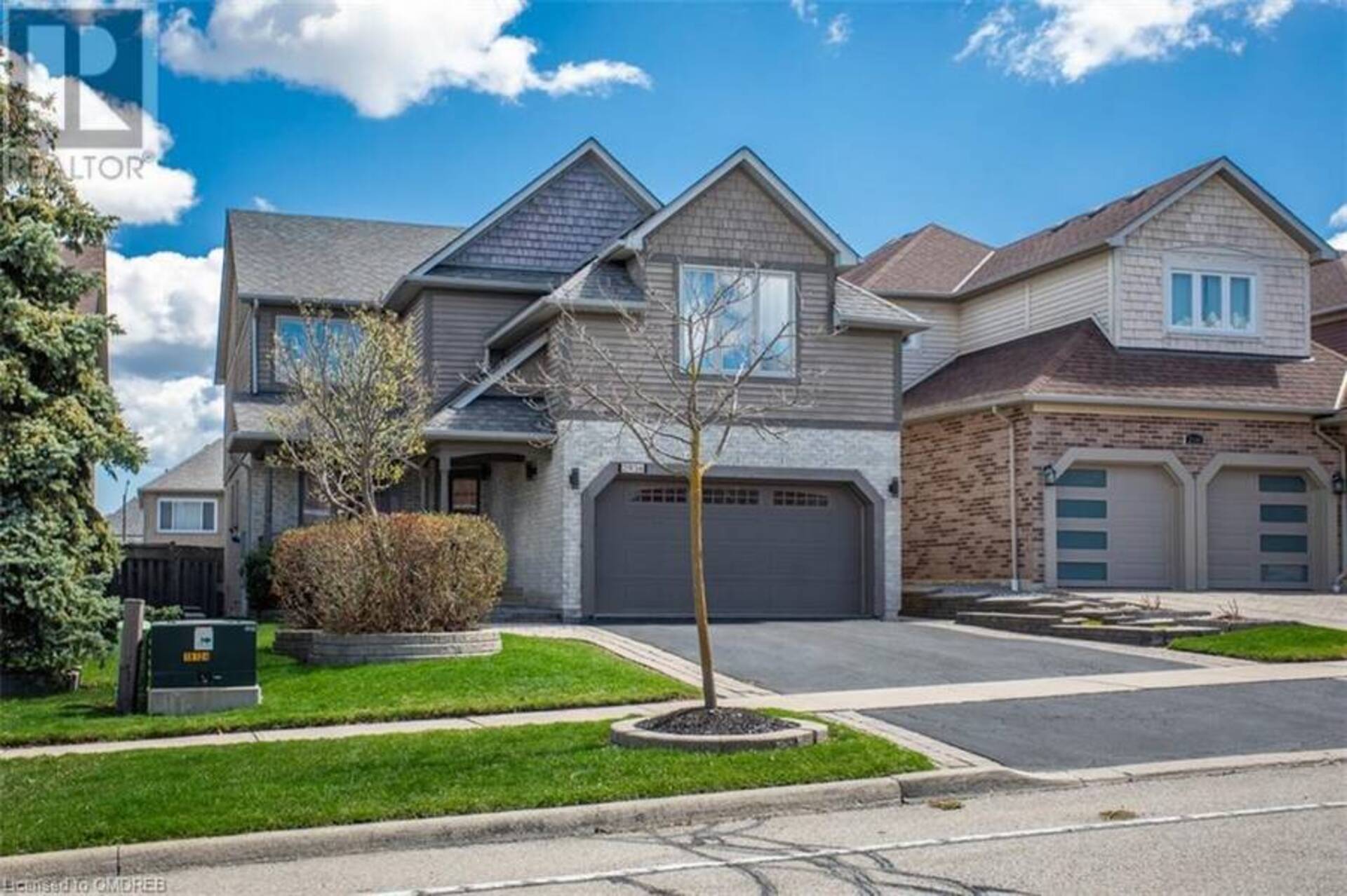 2936 CASTLEBRIDGE Drive Mississauga