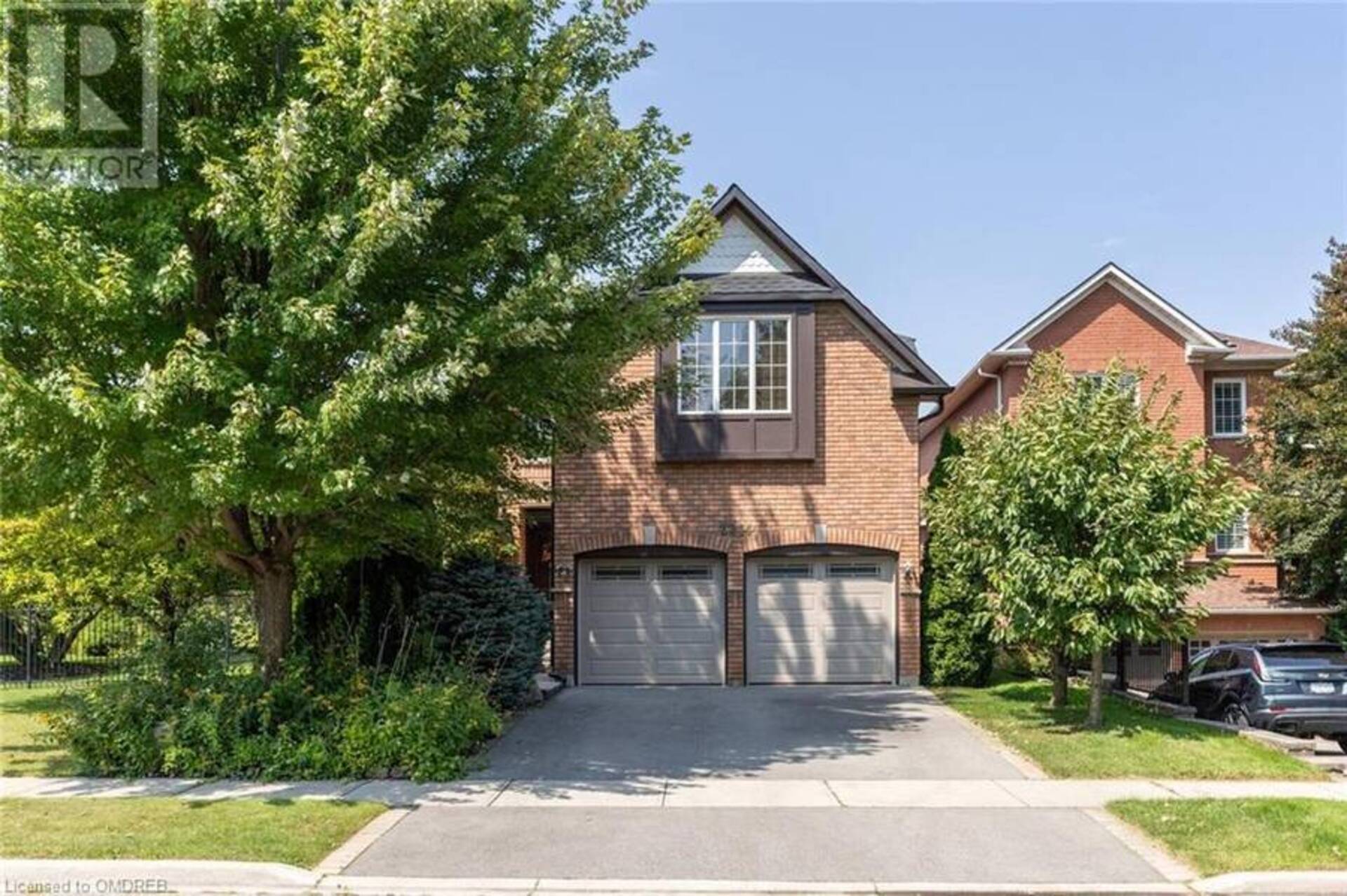 2244 CHICKADEE Crescent Oakville