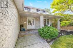 291 RANDALL Crescent Milton