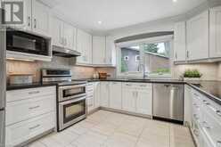 484 CARLTON Drive Oakville