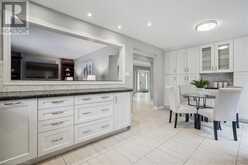 484 CARLTON Drive Oakville