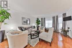 184 WARNER Drive Oakville