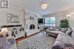 184 WARNER Drive Oakville