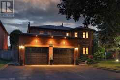 184 WARNER Drive Oakville