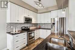 7 LAKELAWN Road Unit# 4 Grimsby