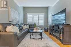 2270 DUNFOREST Crescent Oakville