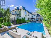 393 MAPLE GROVE Drive Oakville