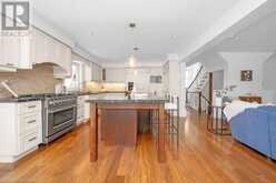 1185 LANSDOWN Drive Oakville